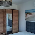 Zacisze Apartamenty,pokoje Privatunterkunft Vitte
