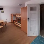 منزل للإقامة Zacisze Apartamenty,pokoje