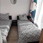 Zacisze Apartamenty,pokoje Privatunterkunft Vitte