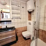 Zacisze Apartamenty,pokoje Vitte