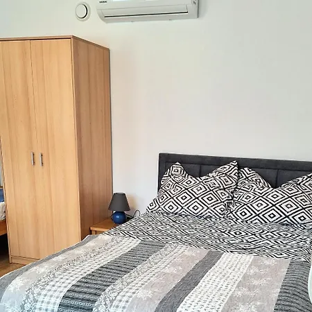 Zacisze Apartamenty,pokoje Wicie (West Pomeranian)