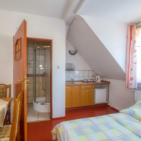 Zacisze Apartamenty,pokoje Wicie (West Pomeranian)